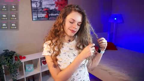 Snapshot of nataly_hello chatting on February 9, 5:08 am Natalie online show from February 9, 5:08 am