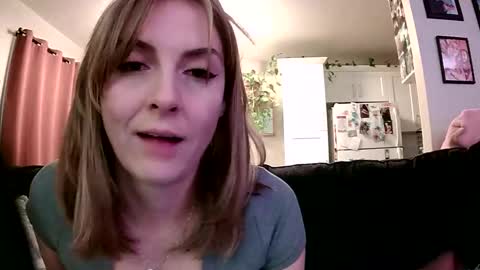 natasha_123341319 online show from November 16, 4:36 am