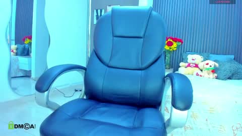 natasha online show from April 19, 11:54 am