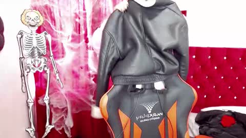 natasha__magics online show from November 1, 4:00 pm