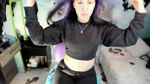 Snapshot of natasha_bernett chatting on October 12, 8:22 pm Natasha Bernett online show from October 12, 8:22 pm