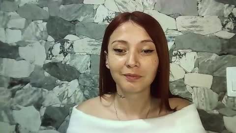 Snapshot of natasha_kein chatting on December 13, 2:32 am natalia online show from December 13, 2:32 am