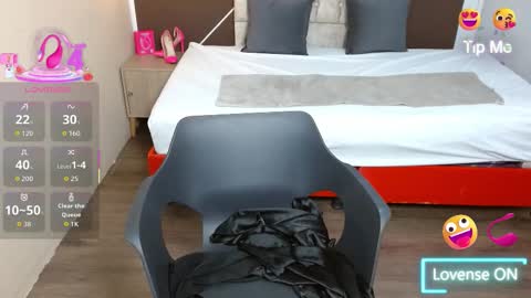 Natasha Mason online show from September 11, 9:26 pm