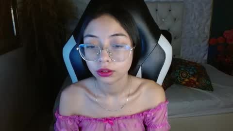 Snapshot of nathaliasweet_1_ chatting on September 16, 2:25 pm nathaliasweet_1_ online show from September 16, 2:25 pm