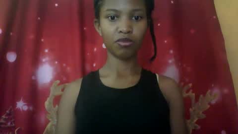 Snapshot of nathalie004 chatting on September 19, 11:31 am nathalie004 online show from September 19, 11:31 am