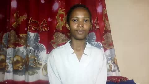 nathalie004 online show from November 24, 5:42 am