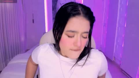 NATHALIE online show from December 3, 11:45 am