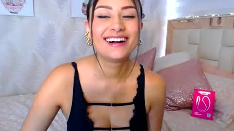 Nathalie Rose online show from July 22, 3:57 pm