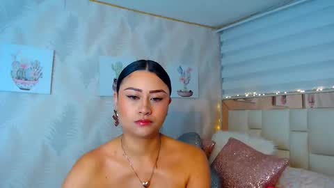 Nathalie Rose online show from June 11, 9:06 am