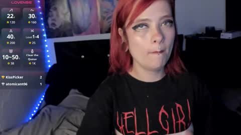 Snapshot of nathaly_wild chatting on October 7, 12:04 am nathaly_wild online show from October 7, 12:04 am