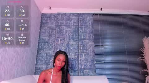 Snapshot of nathalyleen chatting on October 8, 11:31 pm online show from October 8, 11:31 pm