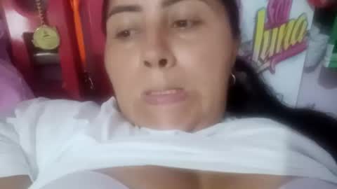 Snapshot of nathi_milk chatting on December 10, 9:54 pm nathacha online show from December 10, 9:54 pm