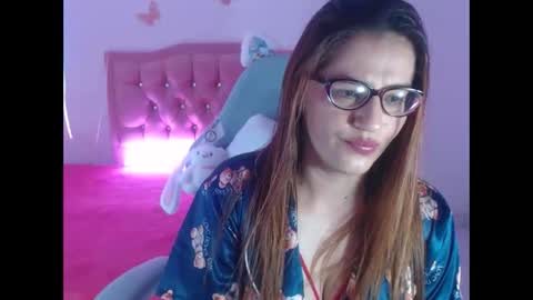 NathyVega online show from December 20, 2:26 am