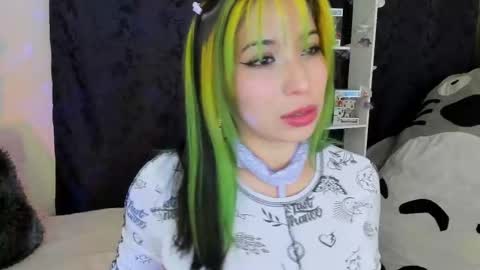 Snapshot of natsuki_09 chatting on February 18, 3:21 am Nat online show from February 18, 3:21 am