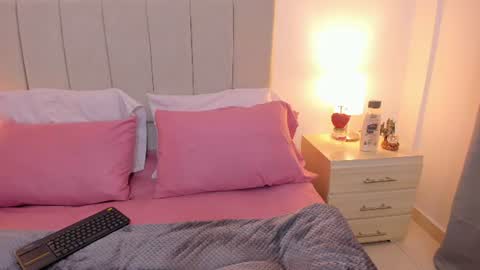 Nathalie online show from June 22, 5:54 pm