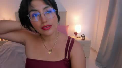 Nathalie online show from June 15, 7:03 pm