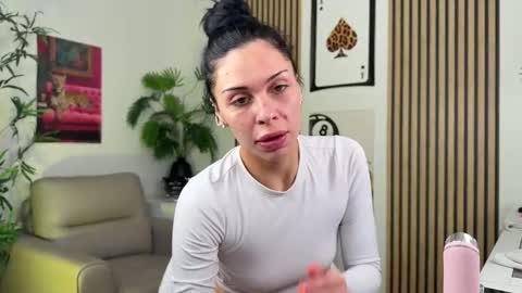 NATTY FIERROS online show from October 8, 5:39 pm