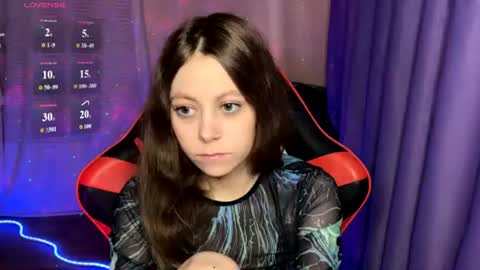 natural_babe666 online show from June 14, 12:08 am