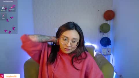 Snapshot of natykors_m_ chatting on January 9, 1:02 pm Sofia IG Natykors08 online show from January 9, 1:02 pm