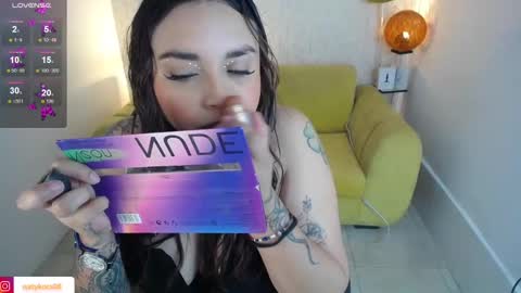 Snapshot of natykors_m_ chatting on February 18, 1:00 pm Sofia IG Natykors08 online show from February 18, 1:00 pm