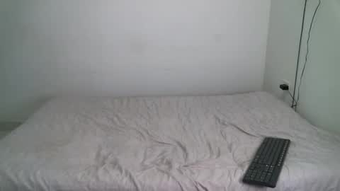 Snapshot of natyscoth chatting on March 4, 2:27 am      online show from March 4, 2:27 am