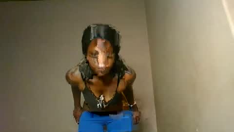 naughtiecouple_ online show from March 18, 4:06 am