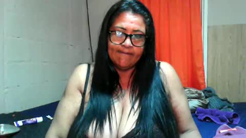 Snapshot of naughtinatz chatting on October 12, 11:40 pm Naughtinatz online show from October 12, 11:40 pm