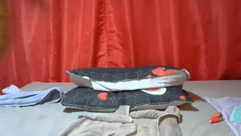Snapshot of naughtinatz chatting on January 13, 10:35 pm Naughtinatz online show from January 13, 10:35 pm