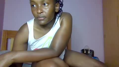 Snapshot of naughtnightnurse1 chatting on October 27, 5:14 am naughtnightnurse1 online show from October 27, 5:14 am