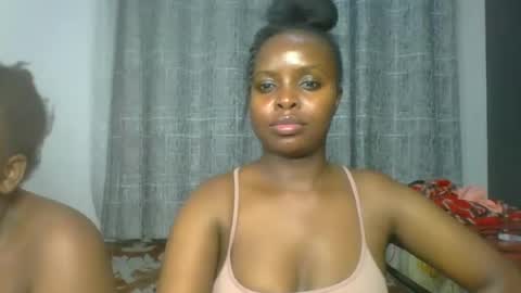 naughtty_bella8 online show from July 14, 2:05 am