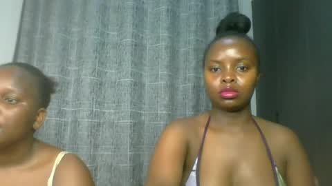 naughtty_bella8 online show from July 28, 10:09 pm