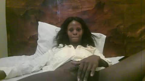 alisha online show from May 12, 1:51 pm