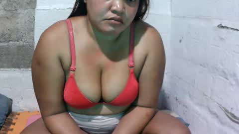 Hannah online show from September 17, 2:37 pm