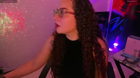 Megan online show from May 11, 2:35 am