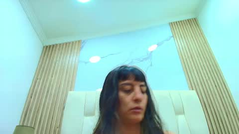 Kitten online show from June 9, 10:47 am
