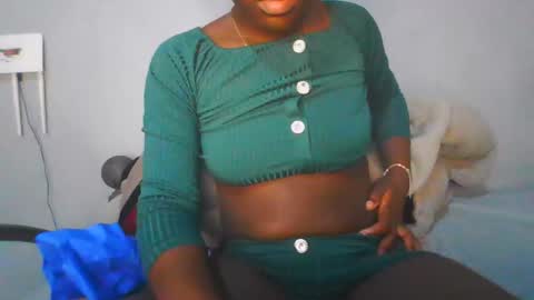 Snapshot of naughty_nilla chatting on September 26, 9:51 am naughty_nilla online show from September 26, 9:51 am
