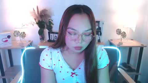 slutty angela online show from March 5, 11:06 pm