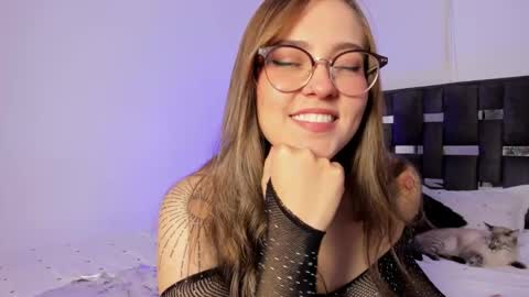 LANAindependent model online show from November 20, 2:12 am