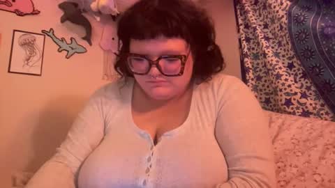 Naughty Girl online show from November 29, 11:53 pm