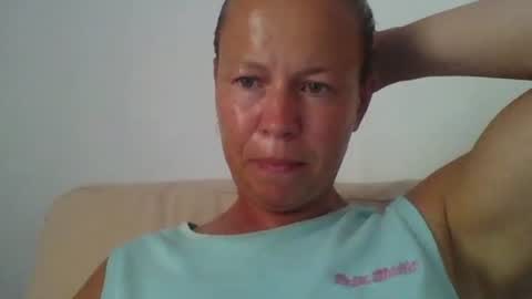 naughtyjennyblondeuk online show from June 21, 4:44 pm