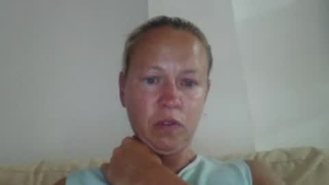 naughtyjennyblondeuk online show from June 16, 8:10 pm
