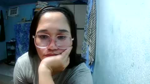 naughtykate69495126 online show from July 21, 11:22 am
