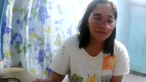 naughtykate69495126 online show from June 10, 10:52 pm
