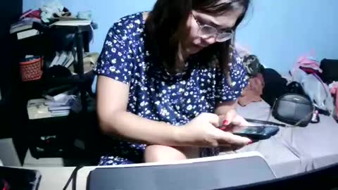 naughtykate69495126 online show from February 4, 11:19 pm