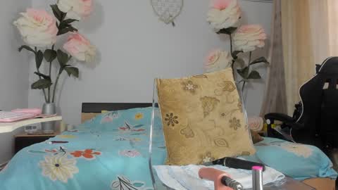 Snapshot of naughtylov3 chatting on January 30, 6:56 am Cassie - online show from January 30, 6:56 am