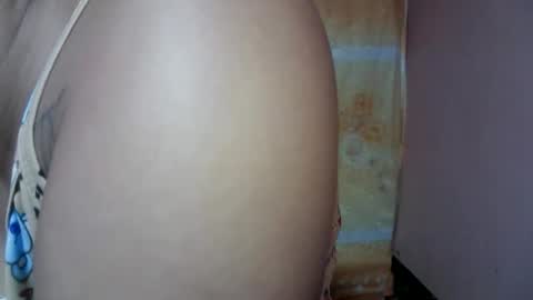 naughtymom_33 online show from December 5, 2:00 am