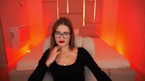 Snapshot of naughtynursevibe chatting on October 9, 7:01 am Ur Nurse online show from October 9, 7:01 am