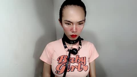 naughtypetiteangel online show from November 21, 8:00 pm