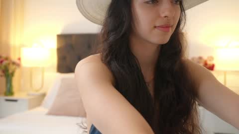 Snapshot of naughtysammx chatting on January 18, 3:59 pm Naughty Samm online show from January 18, 3:59 pm