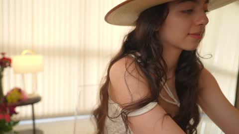 Snapshot of naughtysammx chatting on March 7, 6:00 pm Naughty Samm online show from March 7, 6:00 pm